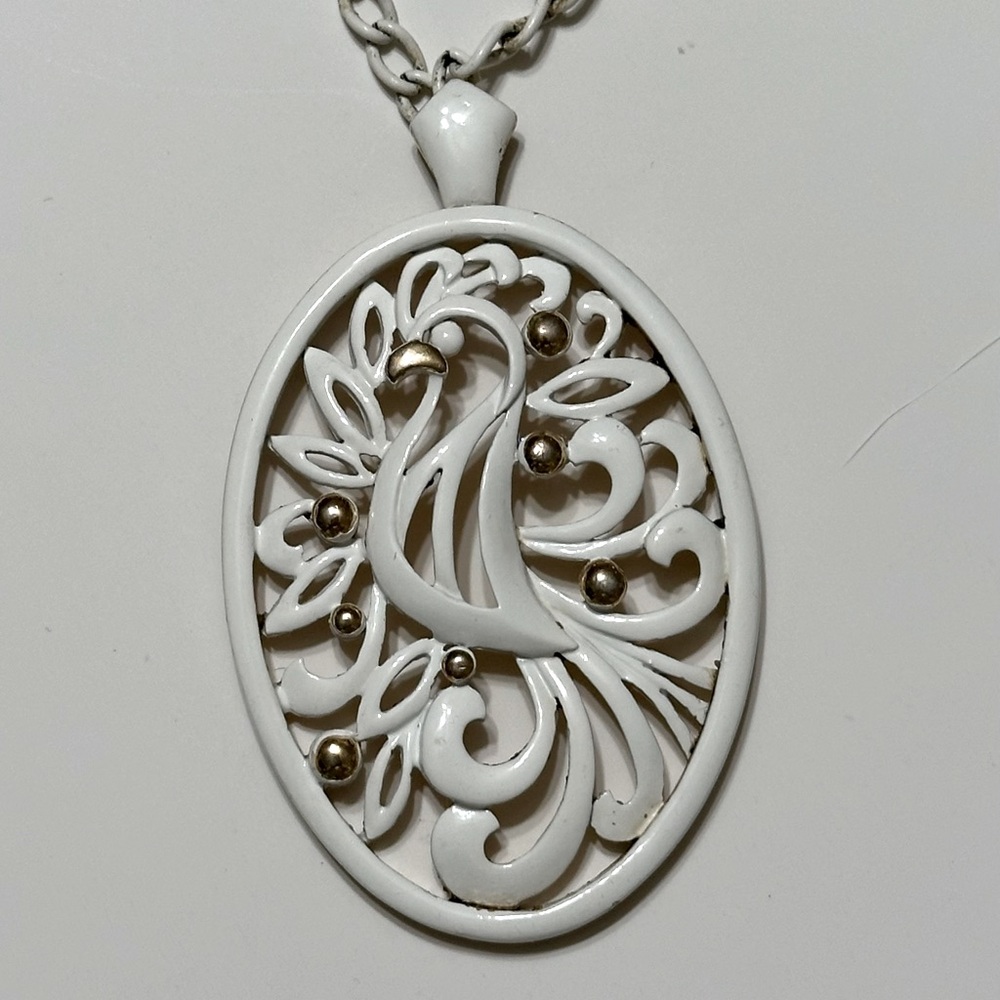 Monet Vintage Bird Pendant Necklace Brushed White Enamel Chain Signed 80s